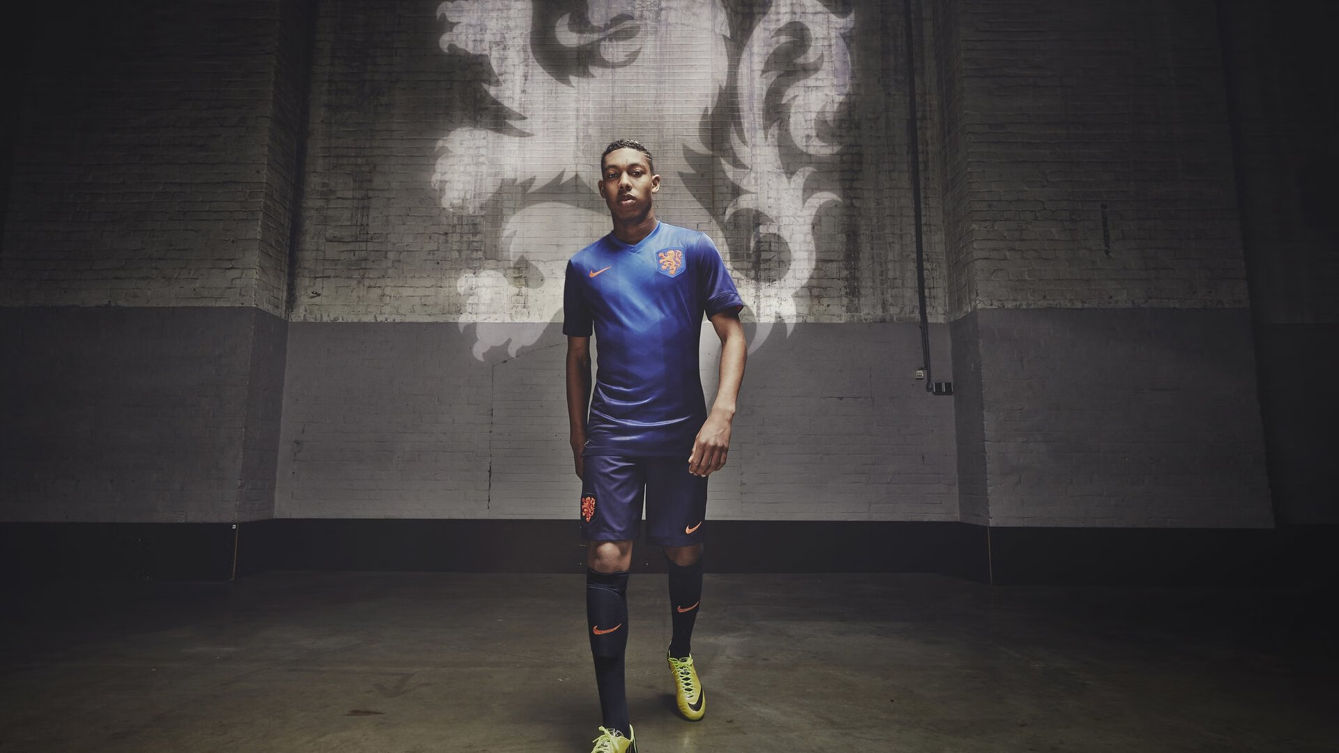 “高新体育中心：网球赛事吸引全球目光，精彩不断”